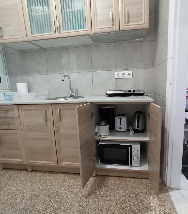 Chrishome أثينا المظهر الخارجي الصورة